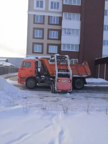 Вывоз снега.